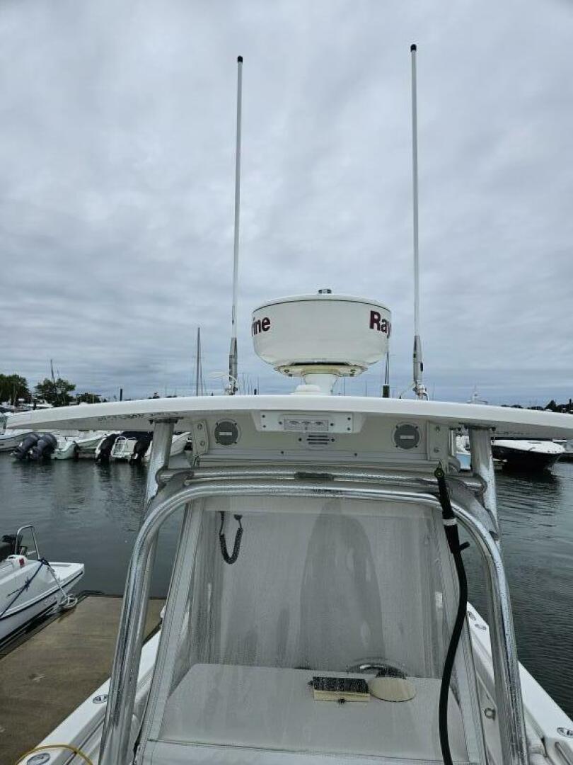 24ft Topaz Yacht For Sale
