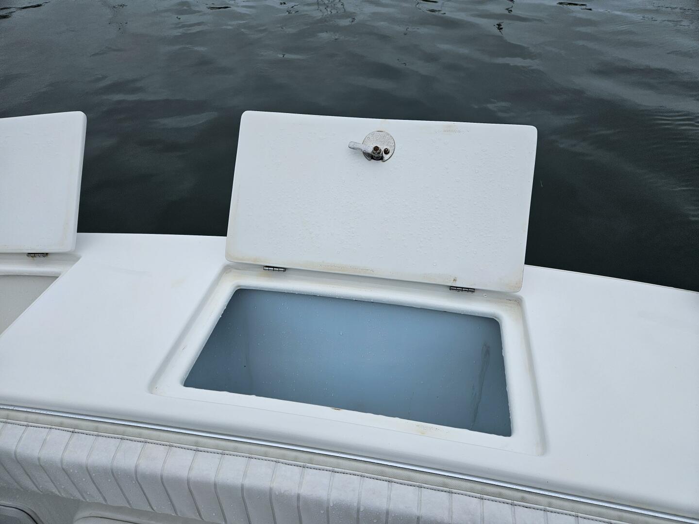 24ft Topaz Yacht For Sale
