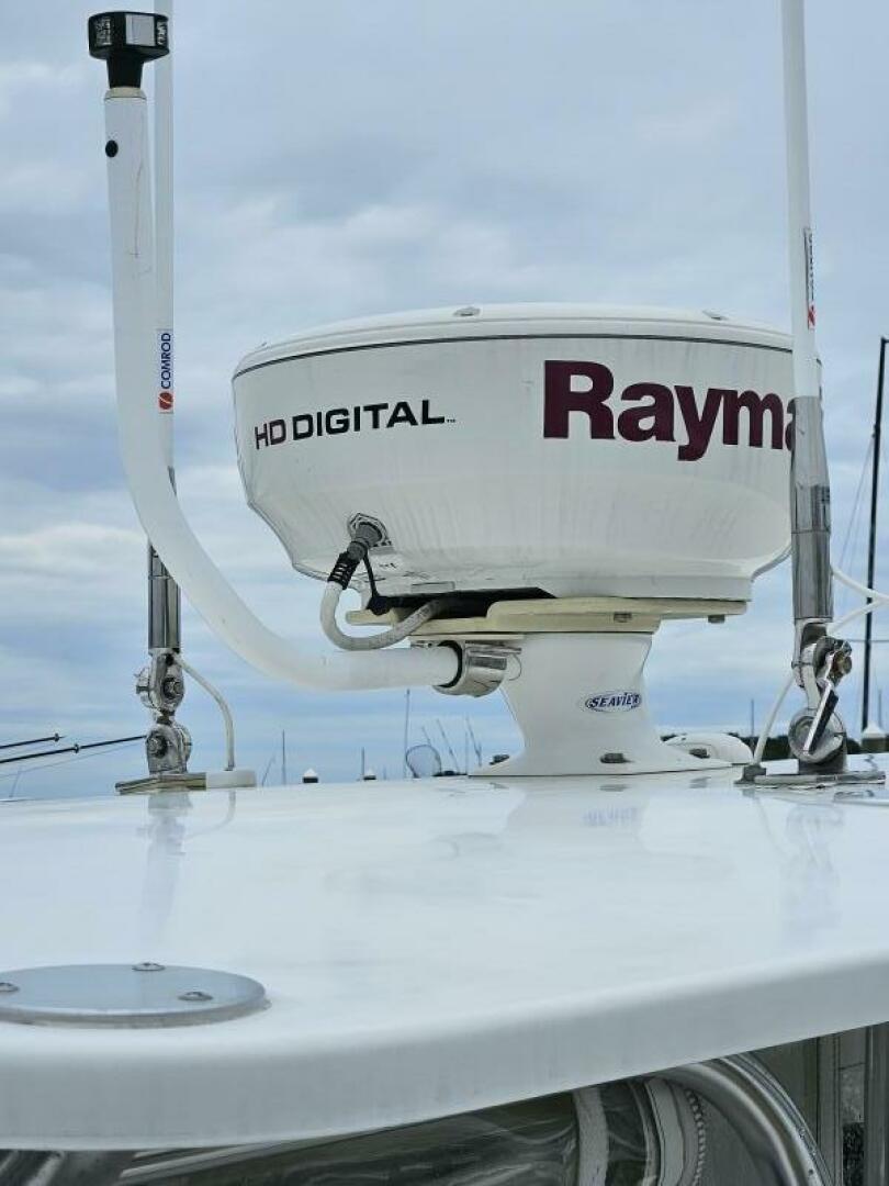 24ft Topaz Yacht For Sale