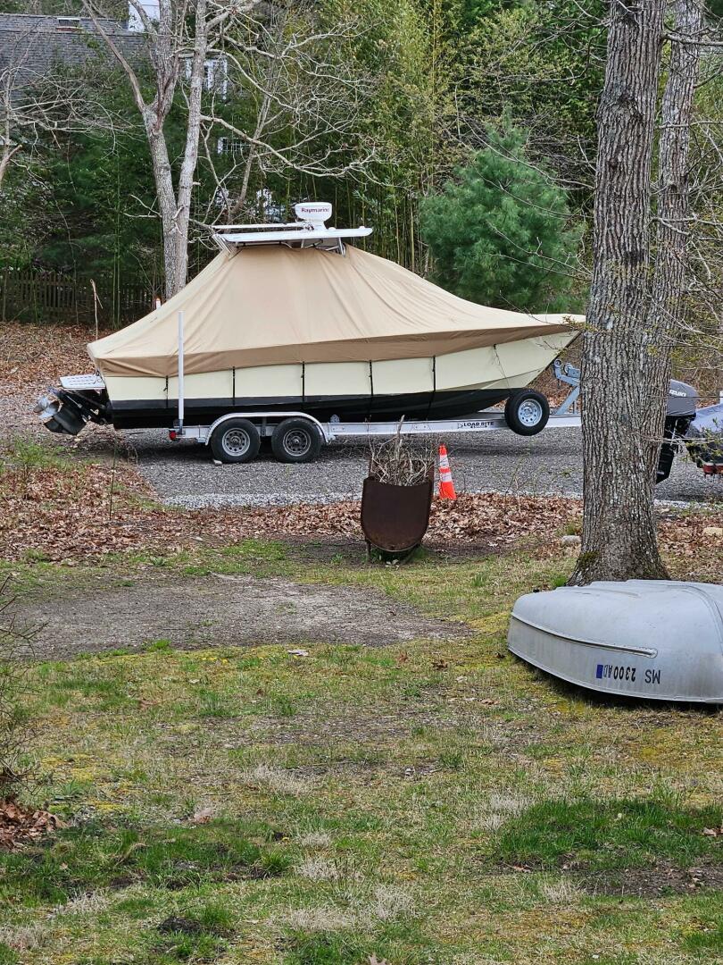 24ft Topaz Yacht For Sale