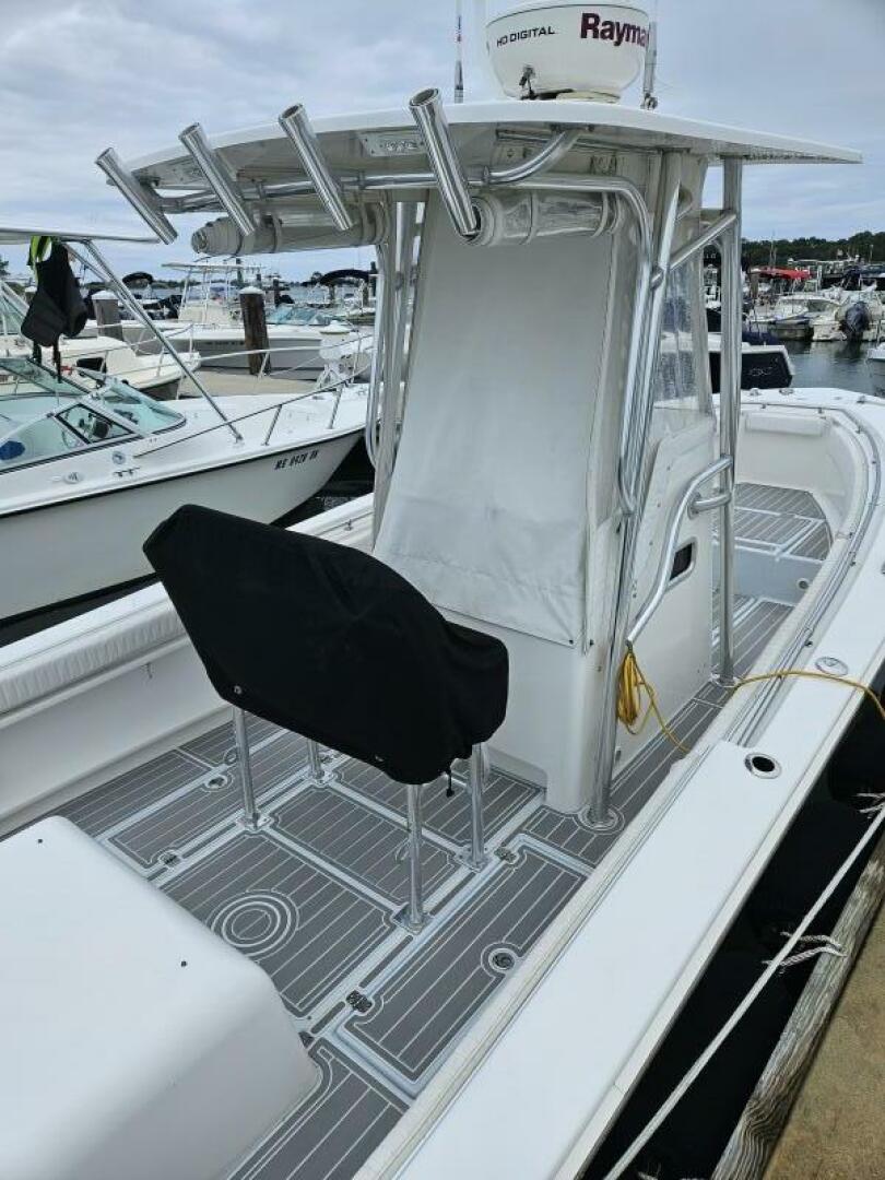 24ft Topaz Yacht For Sale