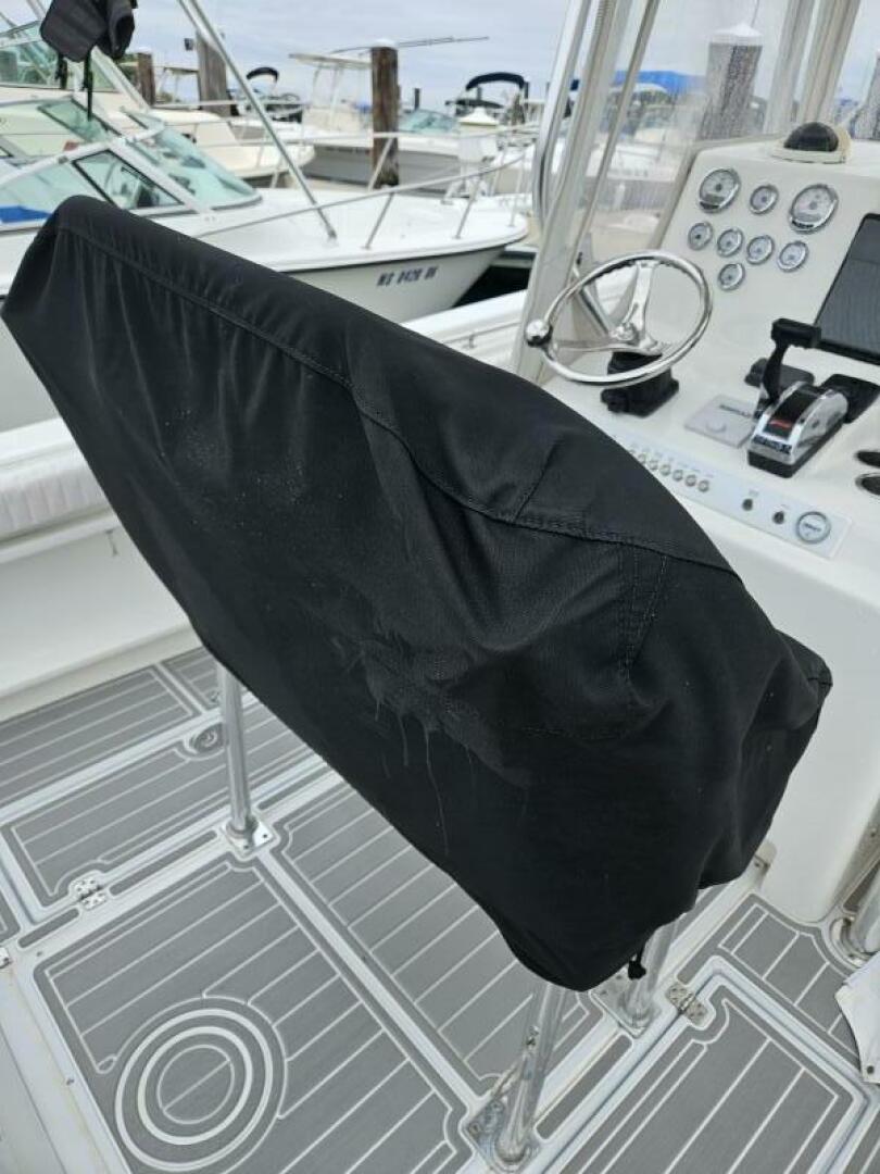 24ft Topaz Yacht For Sale