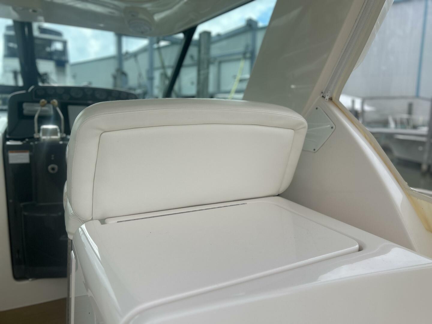 36ft Tiara Yachts Yacht For Sale