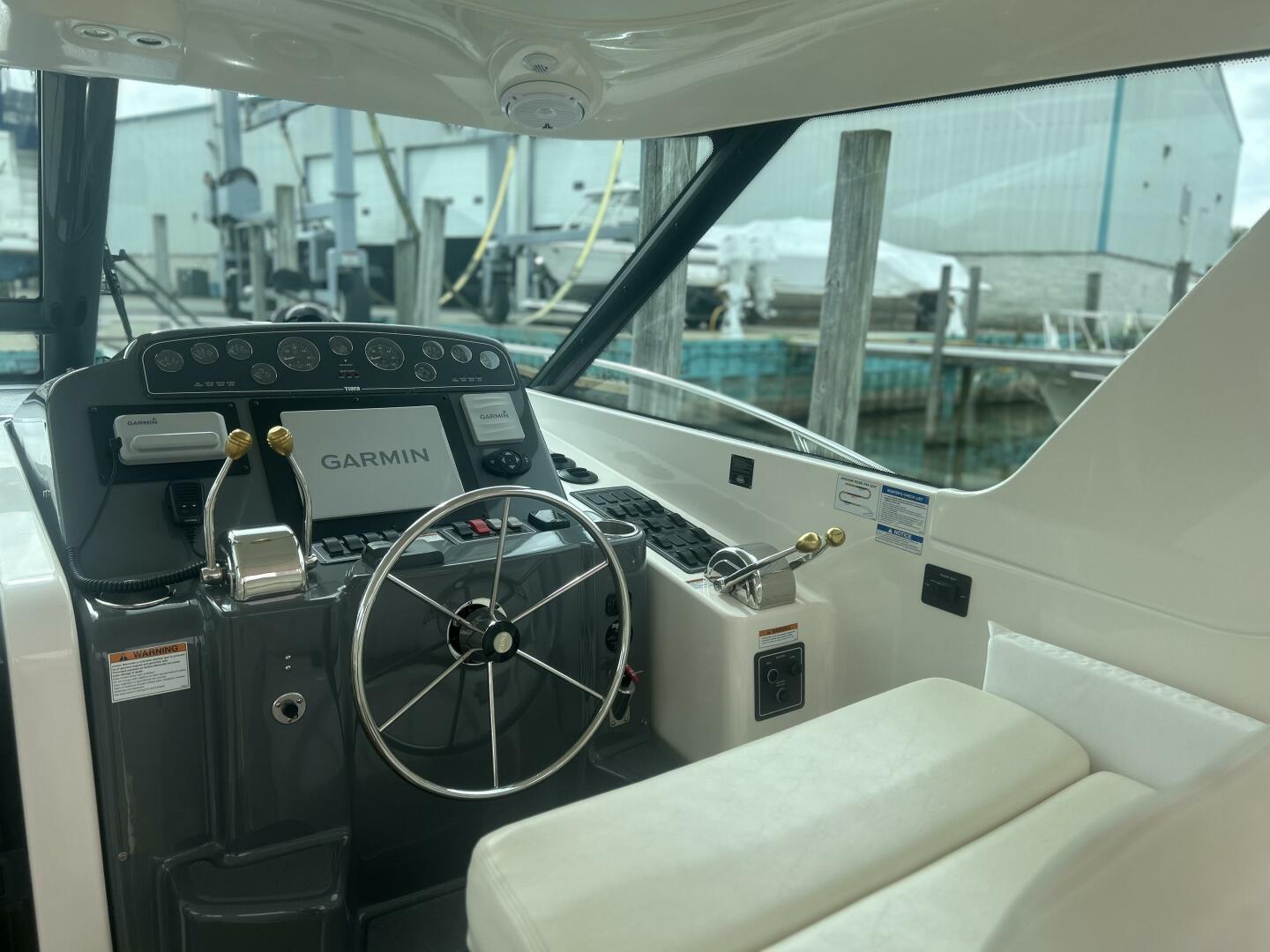 36ft Tiara Yachts Yacht For Sale