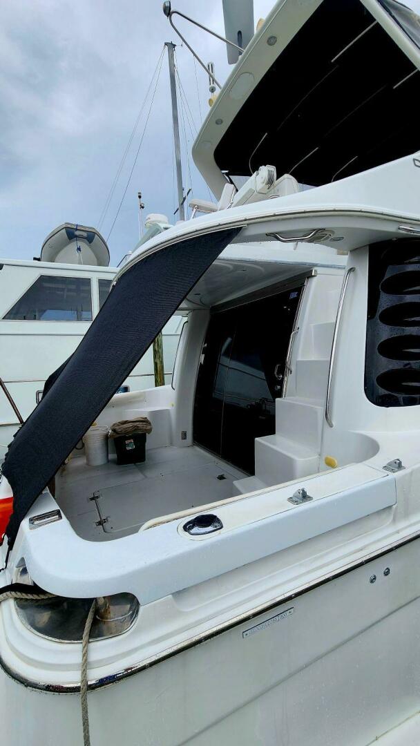 Still Waters 45ft Carver Yacht For Sale