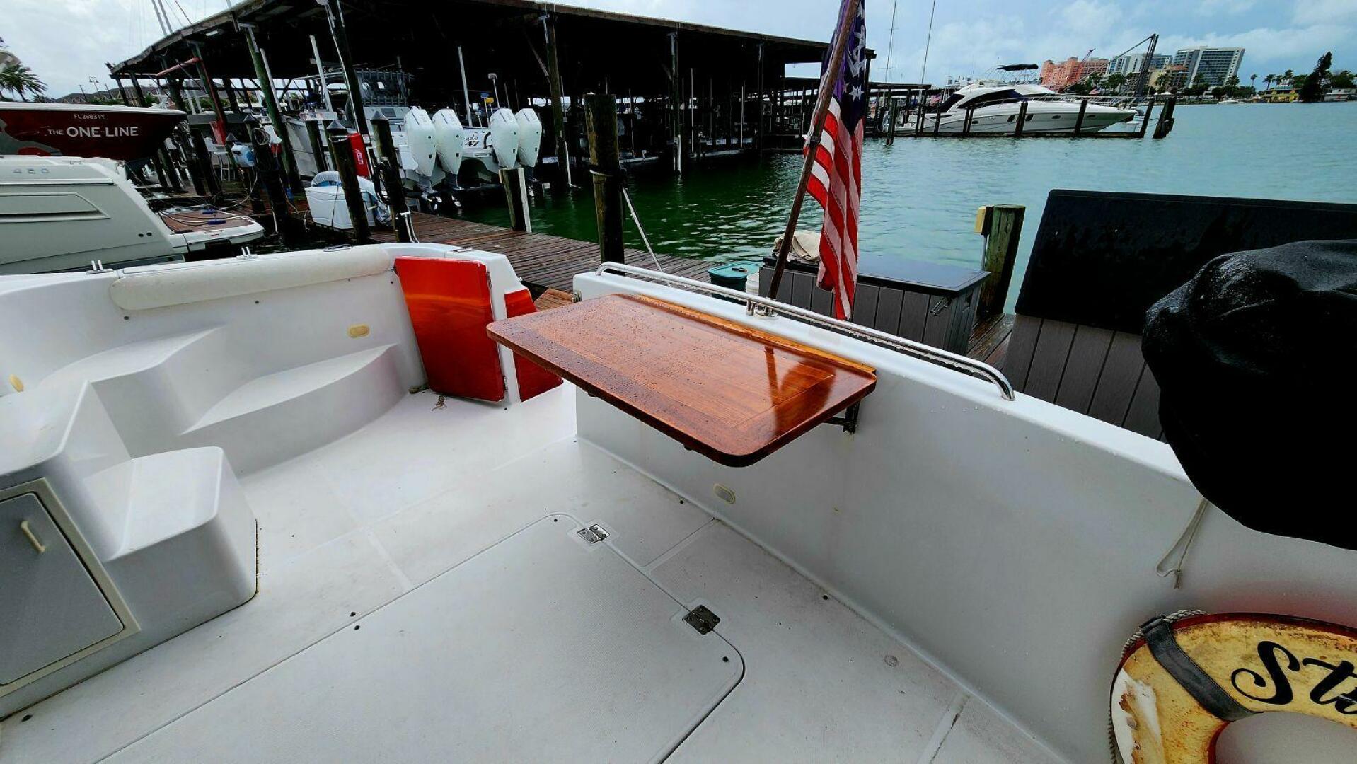 Still Waters 45ft Carver Yacht For Sale