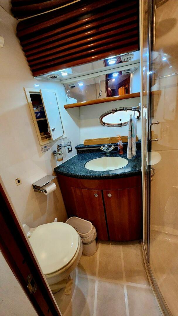 Still Waters 45ft Carver Yacht For Sale