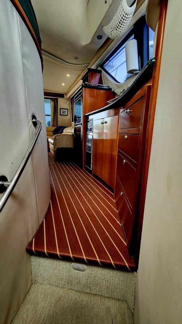 Still Waters 45ft Carver Yacht For Sale