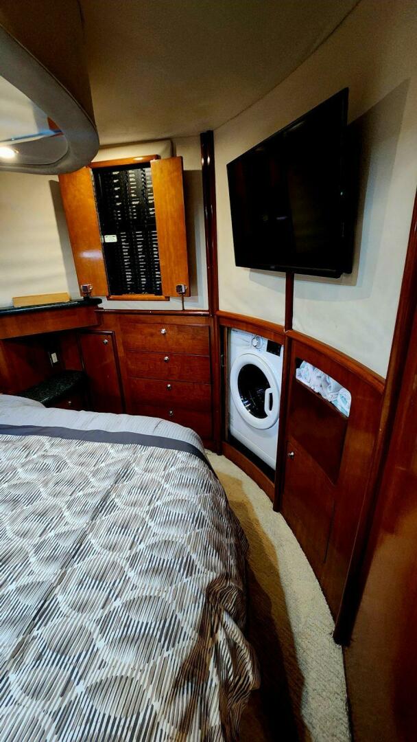 Still Waters 45ft Carver Yacht For Sale