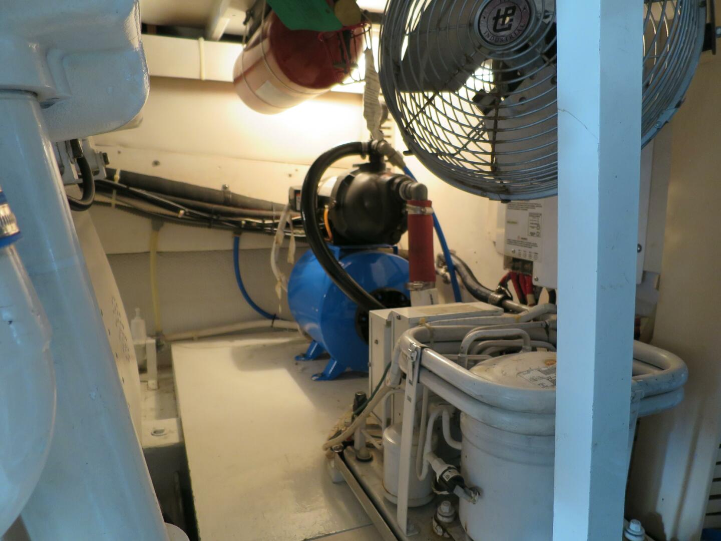 HIGH RISK 50ft Post Yacht For Sale
