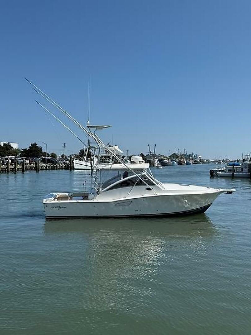 Dirty s Girl  32ft Albemarle Yacht For Sale