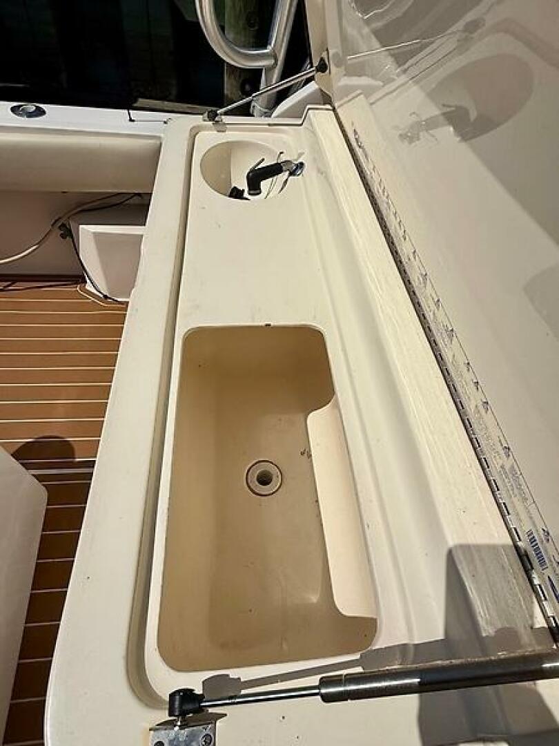 Dirty s Girl  32ft Albemarle Yacht For Sale