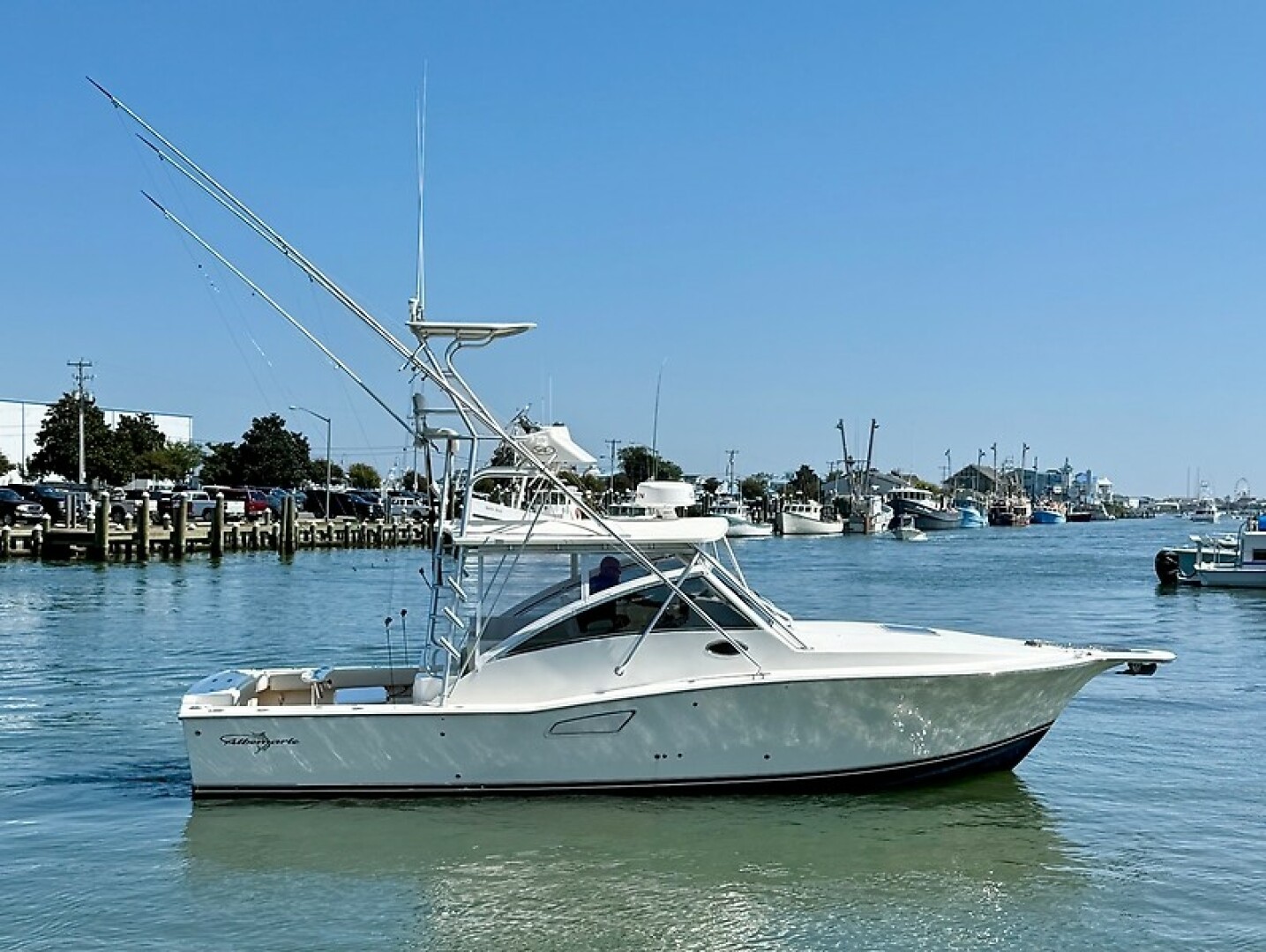 Dirty s Girl  32ft Albemarle Yacht For Sale