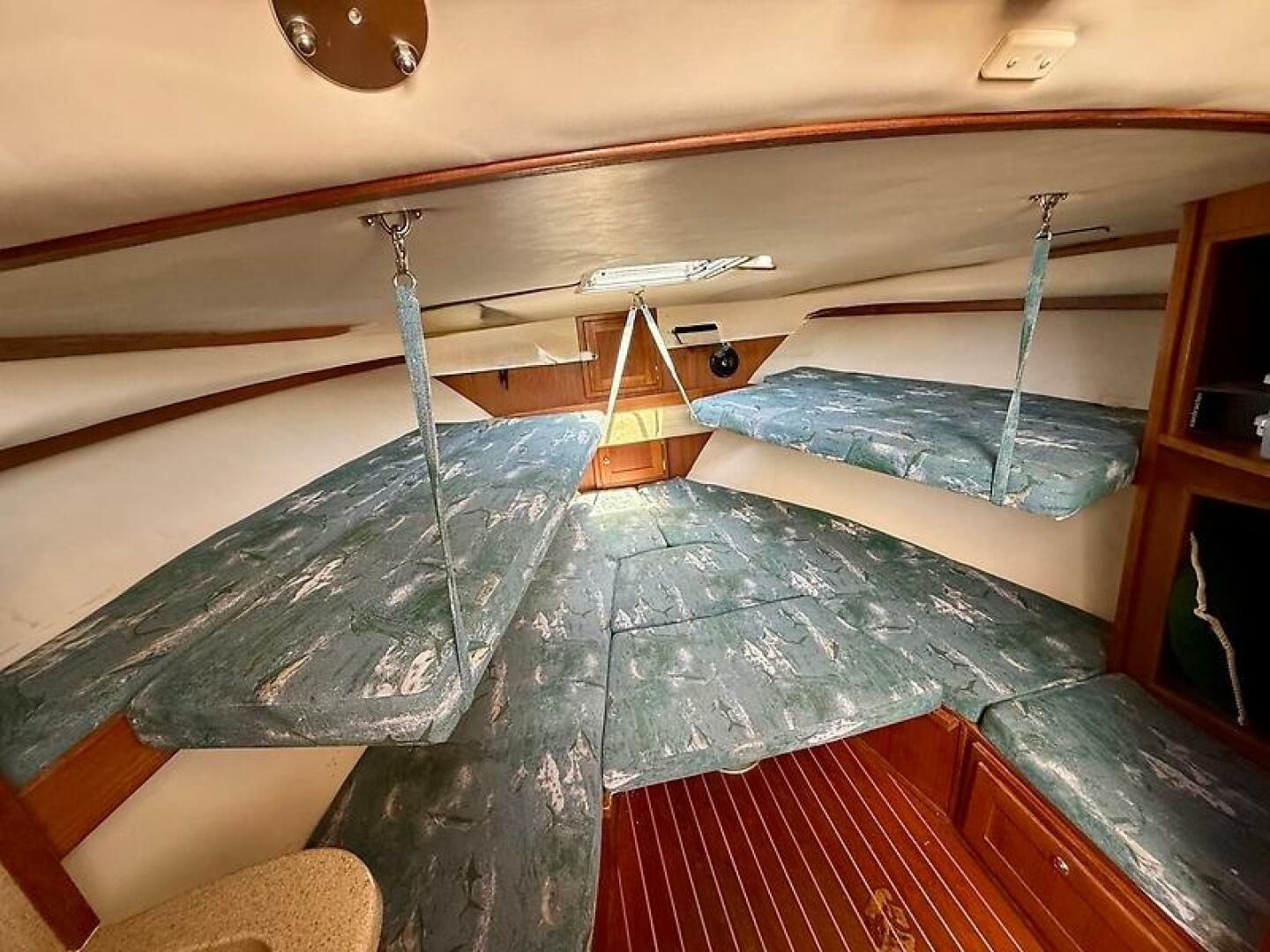 Dirty s Girl  32ft Albemarle Yacht For Sale