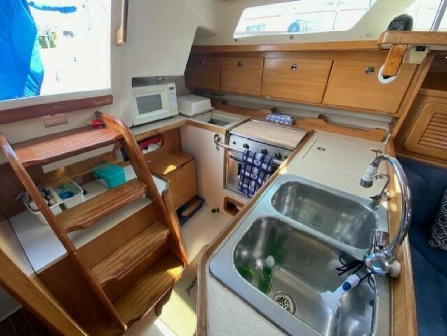 Snow Bird 36ft Catalina Yacht For Sale