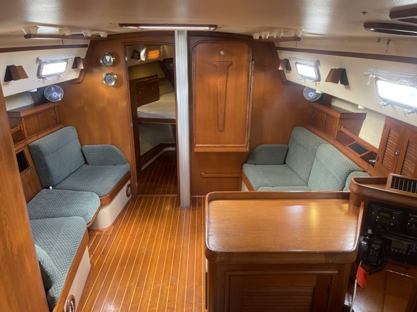 Pelicano 44ft Island Packet Yacht For Sale