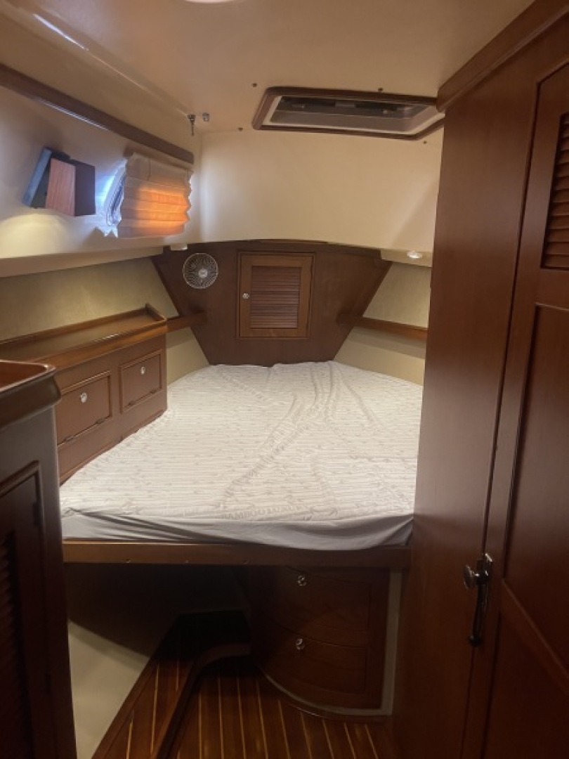 Pelicano 44ft Island Packet Yacht For Sale