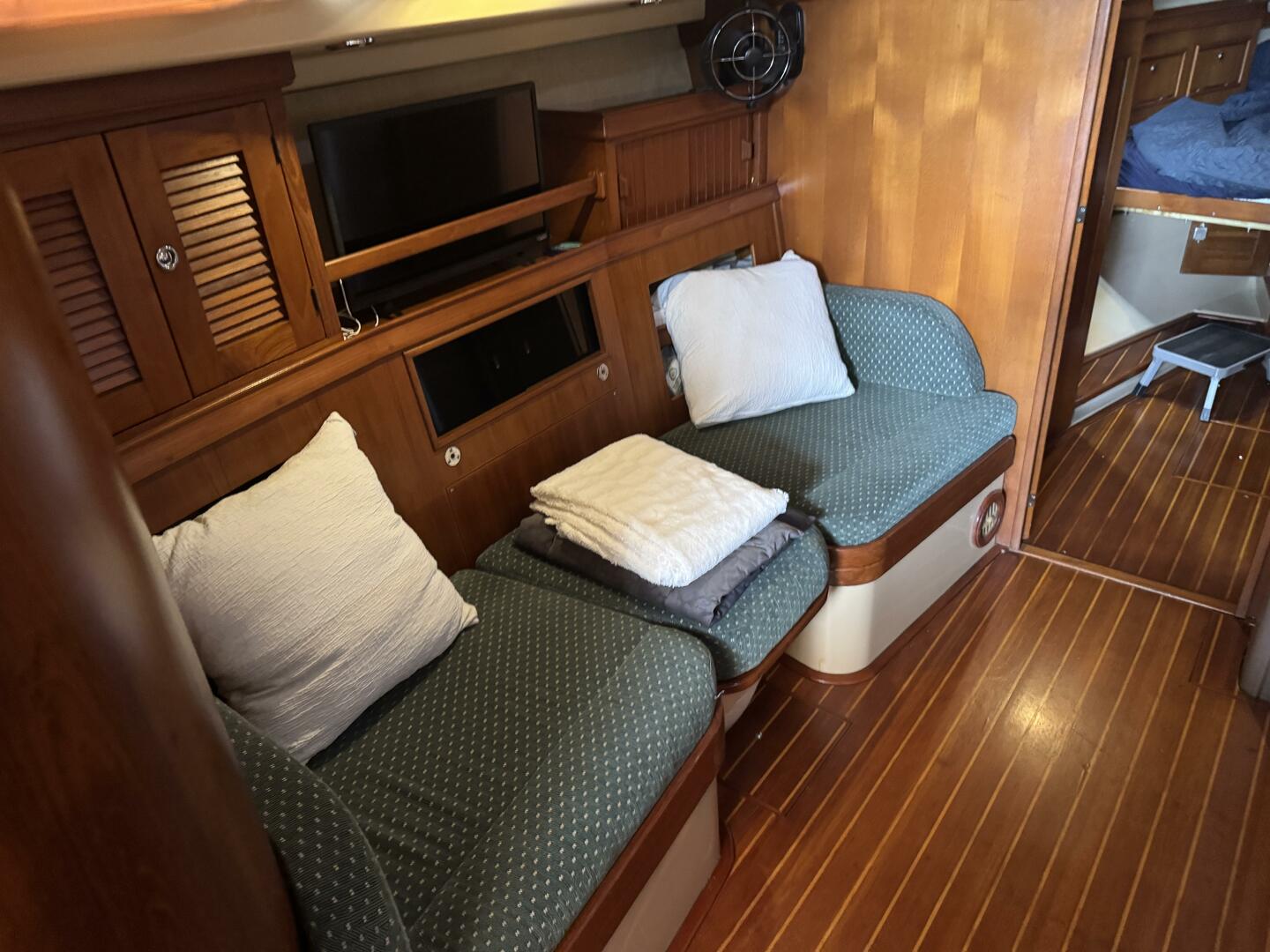 Pelicano 44ft Island Packet Yacht For Sale