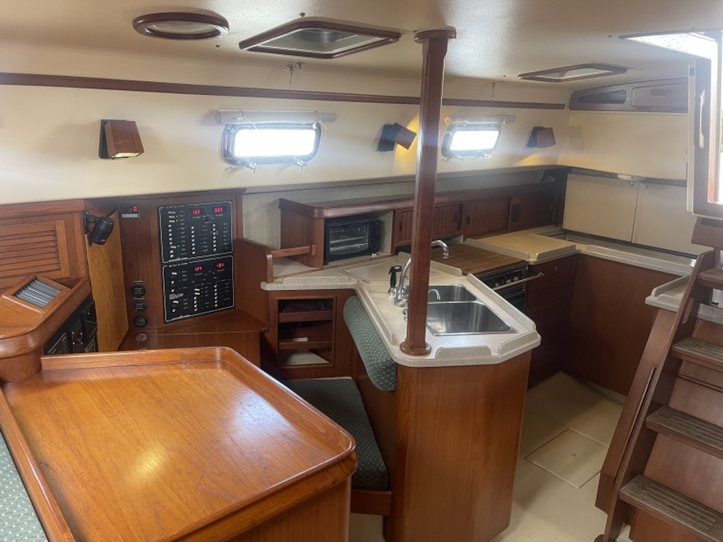Pelicano 44ft Island Packet Yacht For Sale