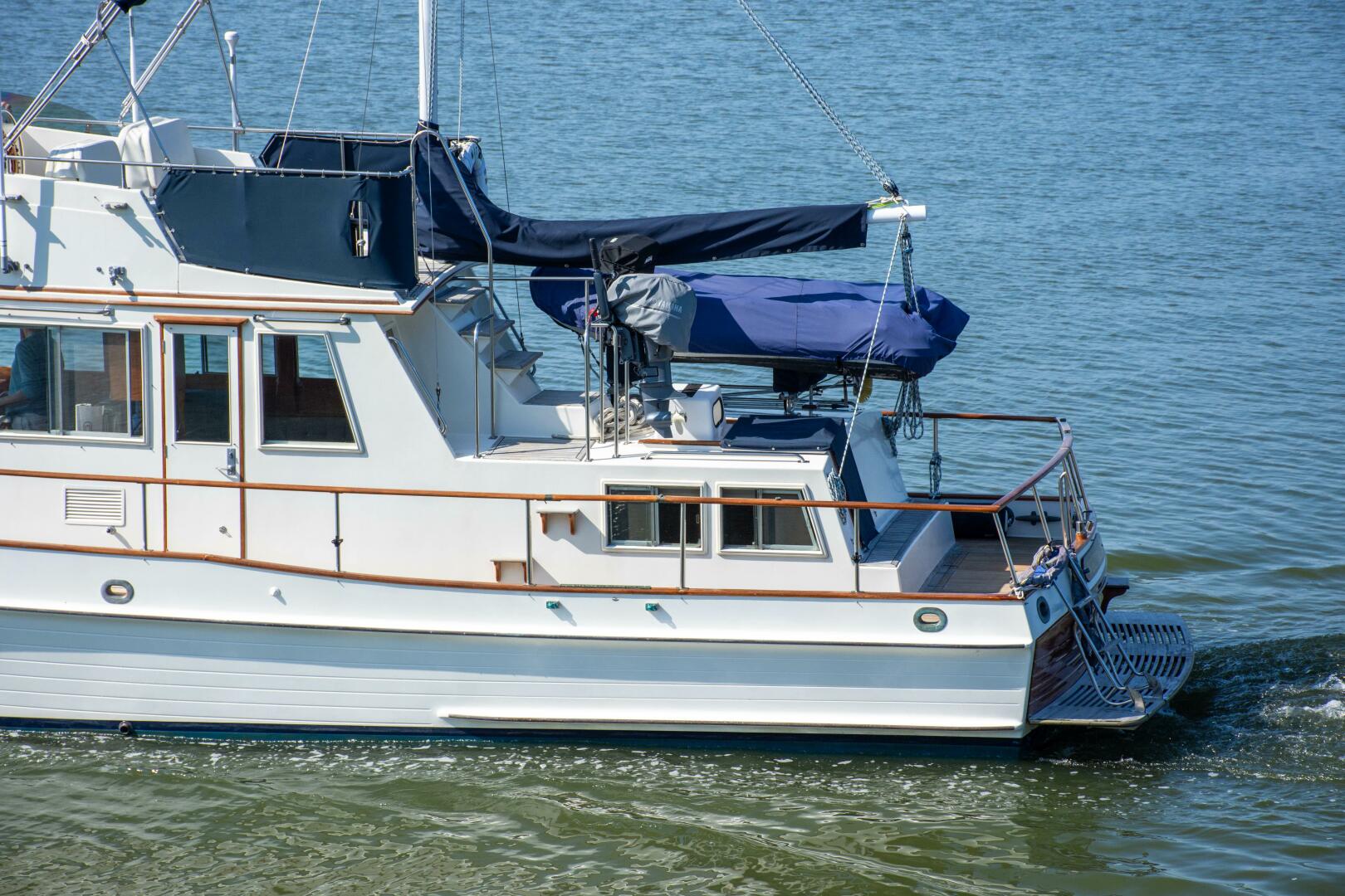 36ft Grand Banks Yacht For Sale