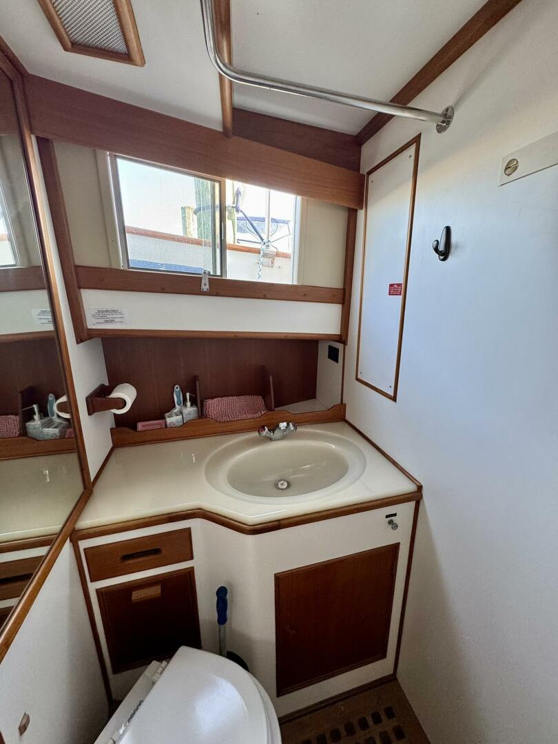 36ft Grand Banks Yacht For Sale