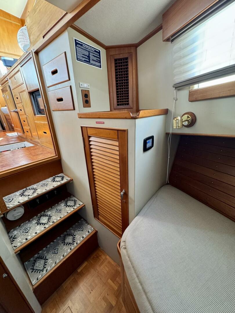 36ft Grand Banks Yacht For Sale