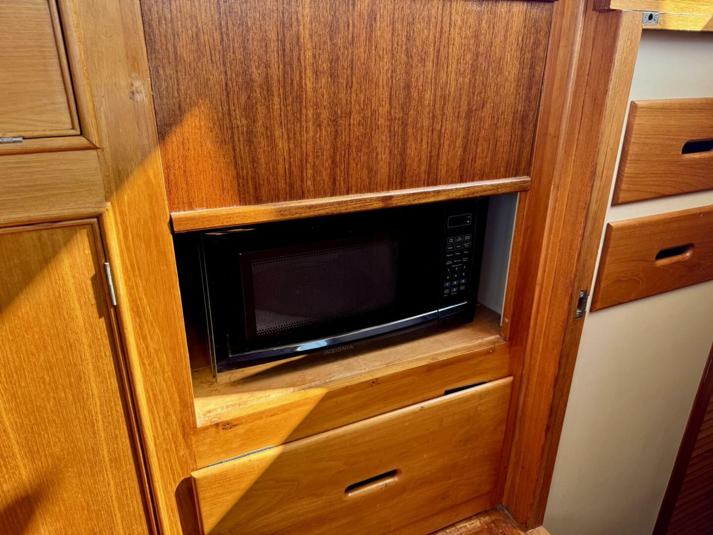 36ft Grand Banks Yacht For Sale