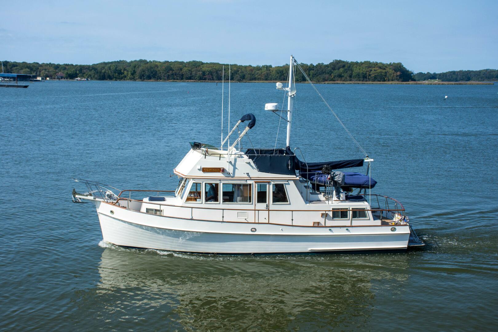 36ft Grand Banks Yacht For Sale