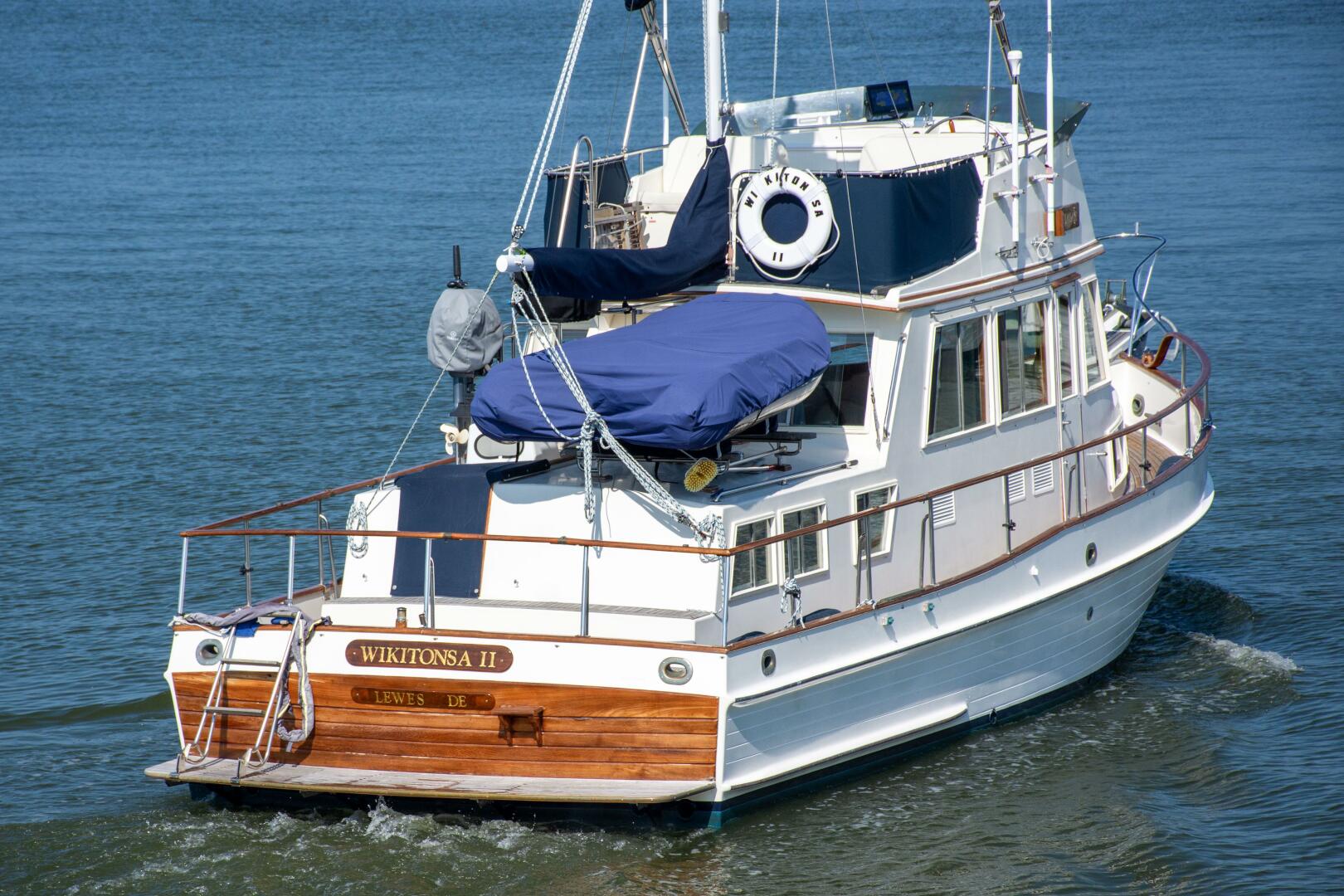 36ft Grand Banks Yacht For Sale