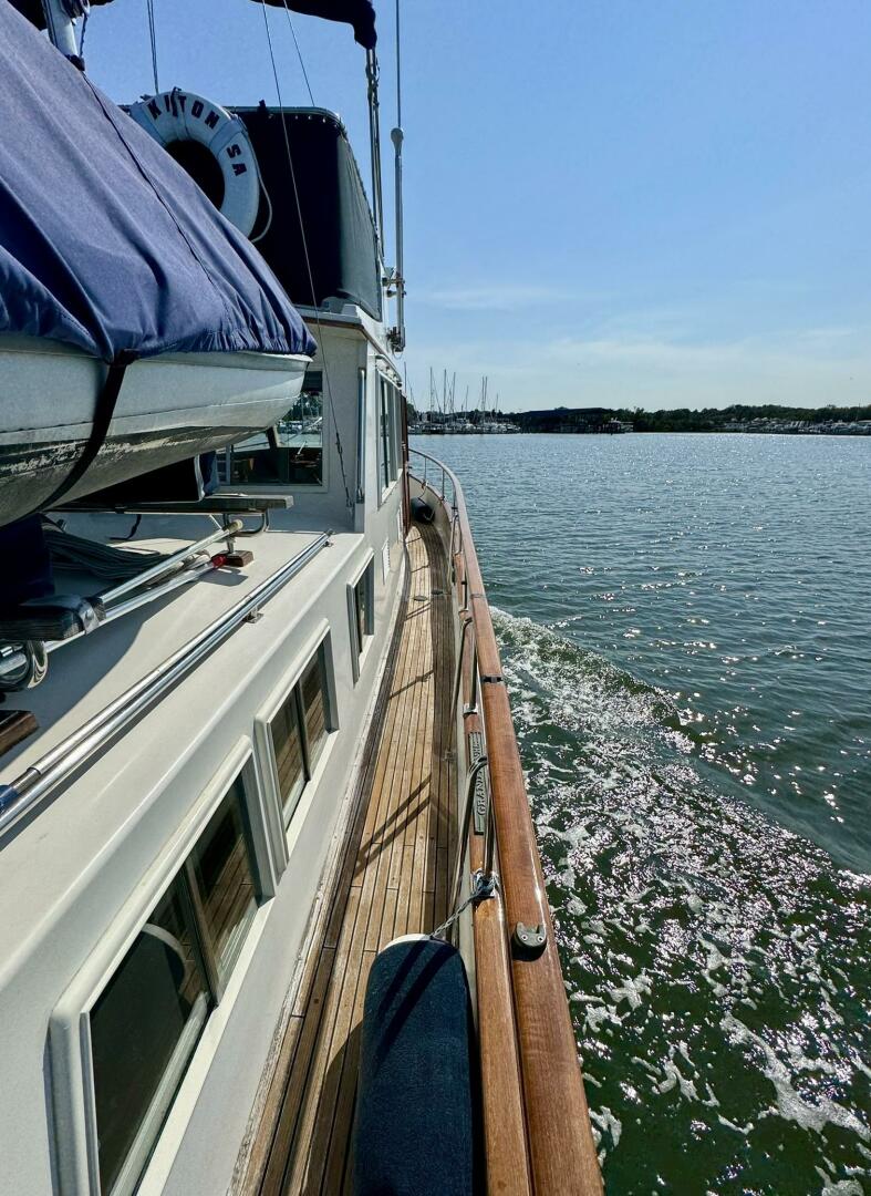 36ft Grand Banks Yacht For Sale