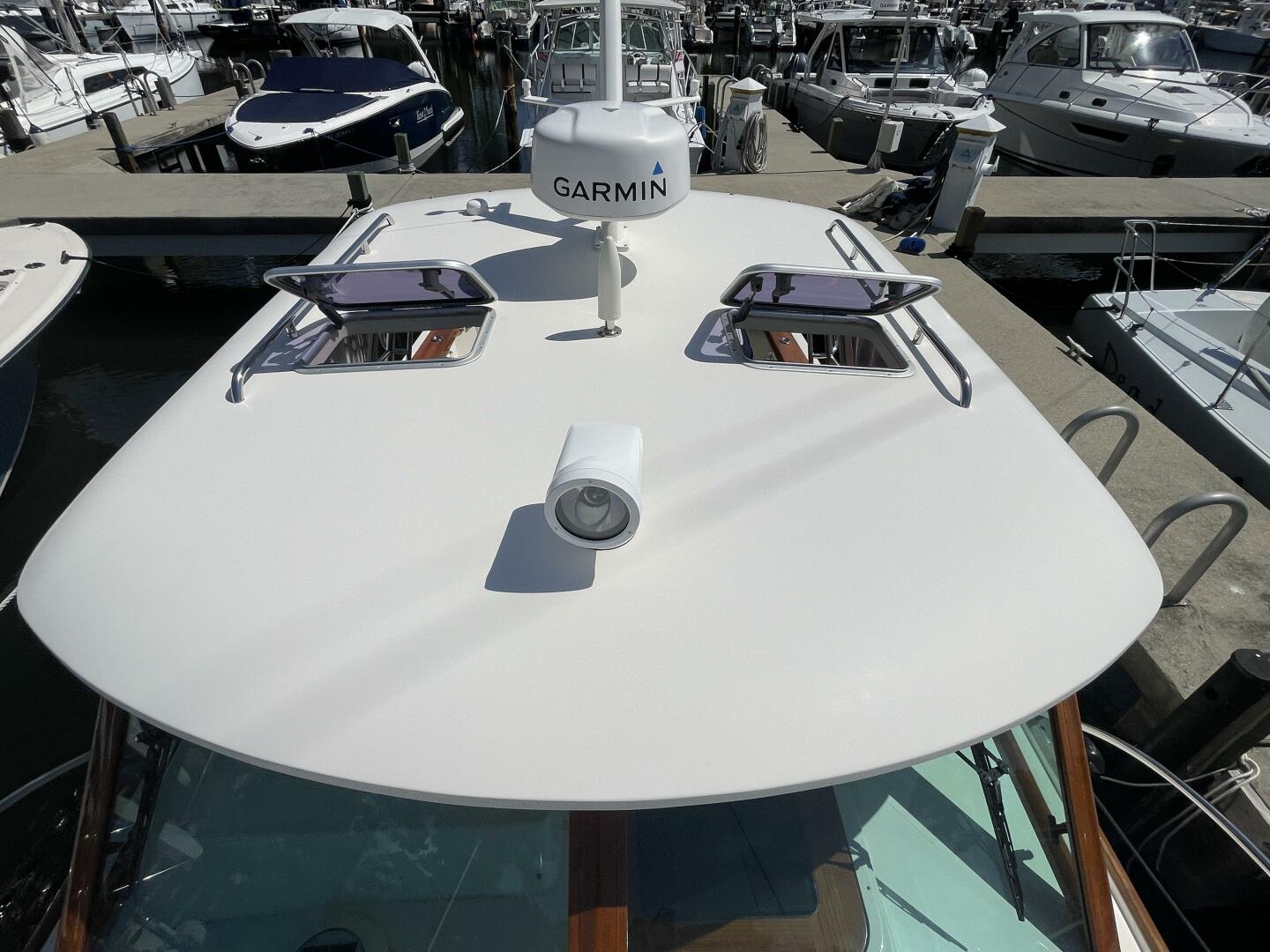 Beyond The Sea 29ft Hunt Yacht For Sale