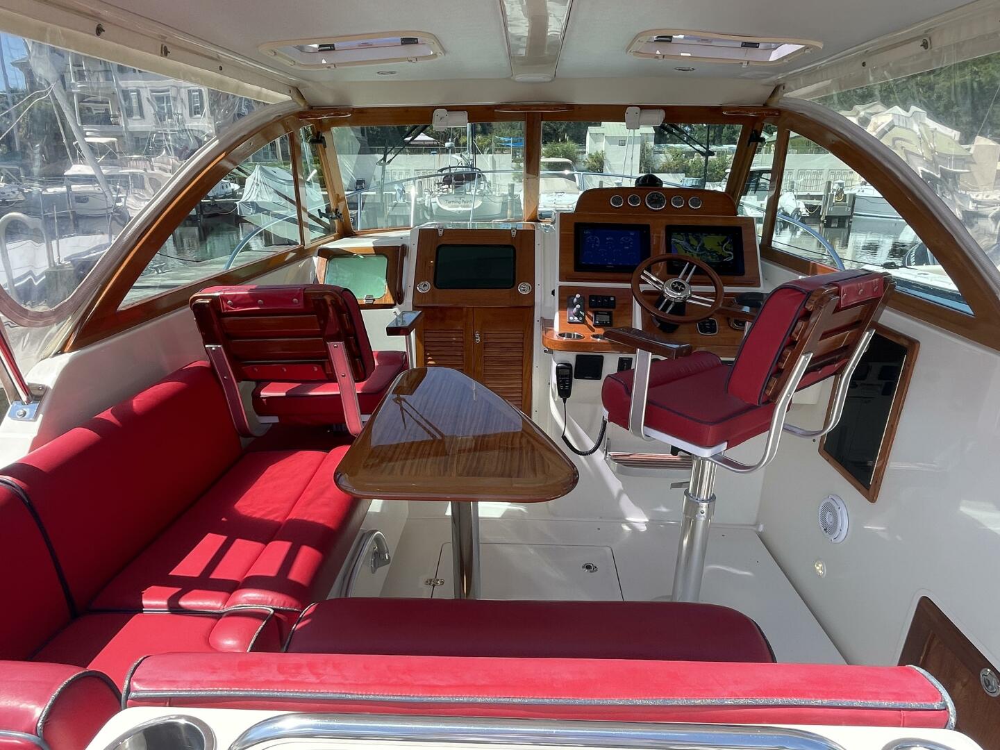 Beyond The Sea 29ft Hunt Yacht For Sale