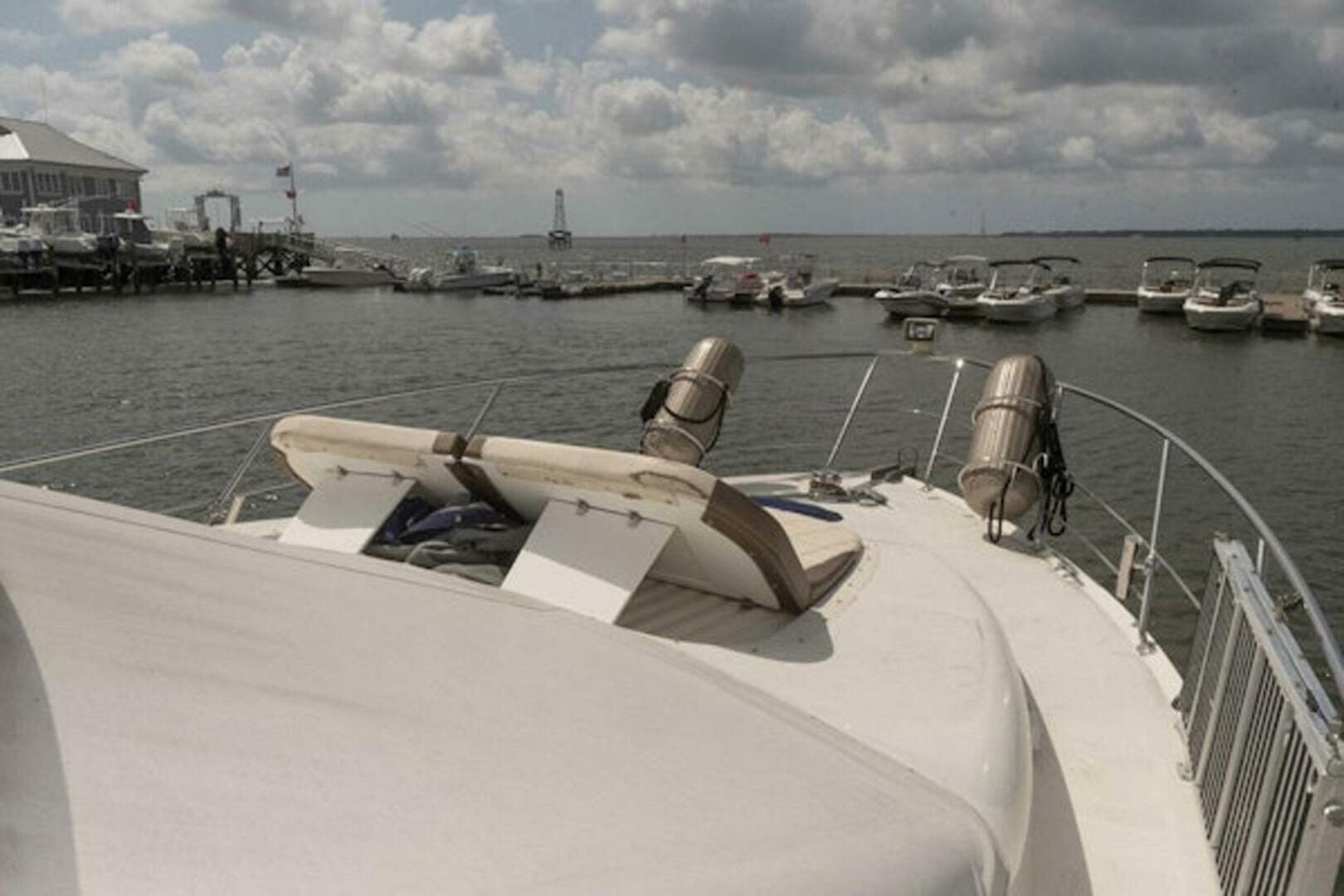 Waterdog 57ft Carver Yacht For Sale