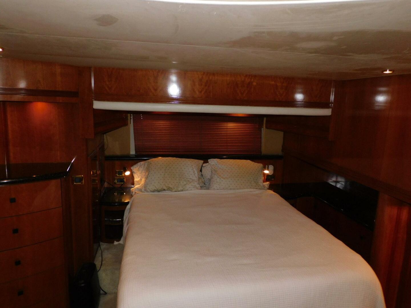 Waterdog 57ft Carver Yacht For Sale