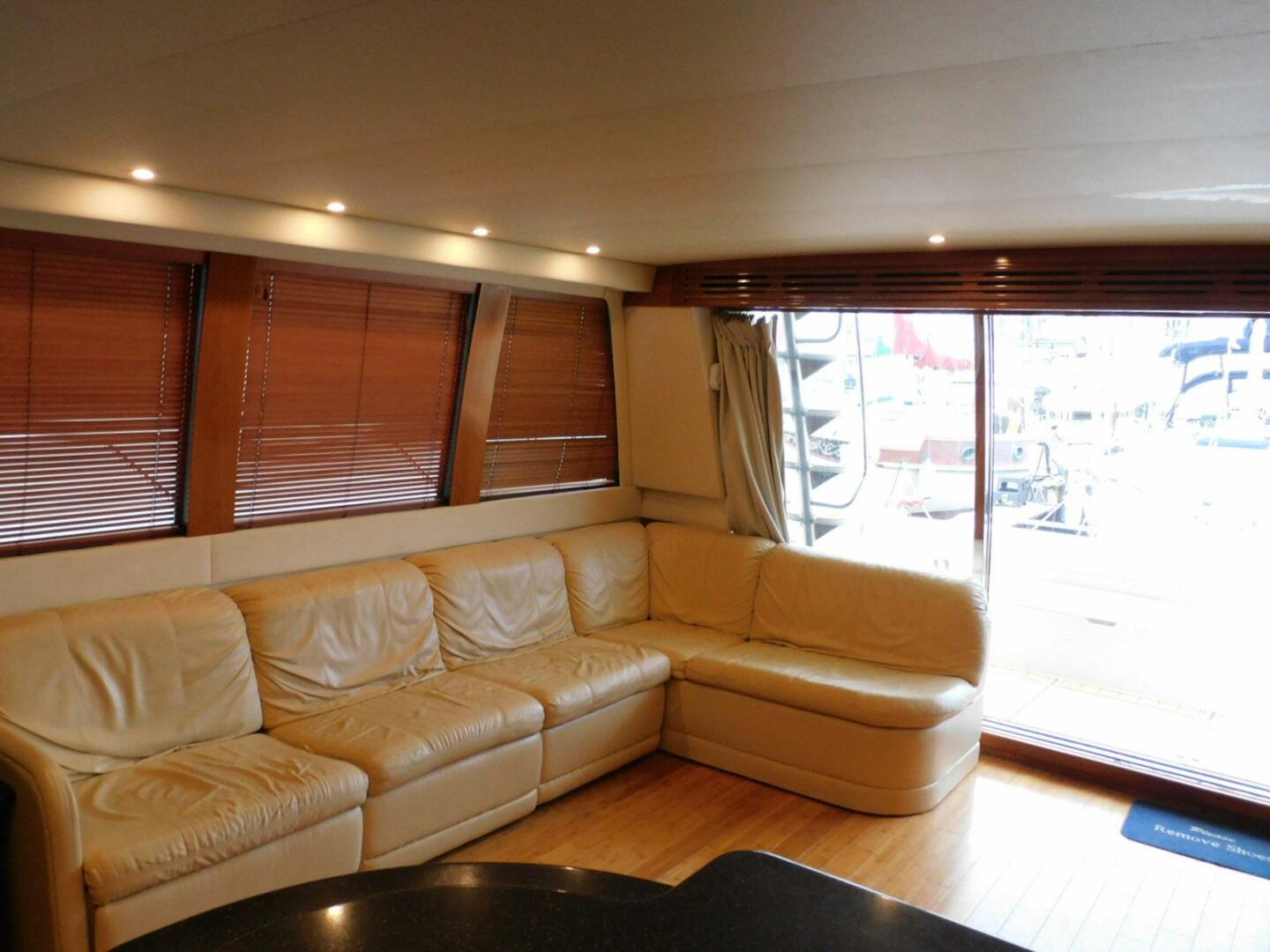 Waterdog 57ft Carver Yacht For Sale