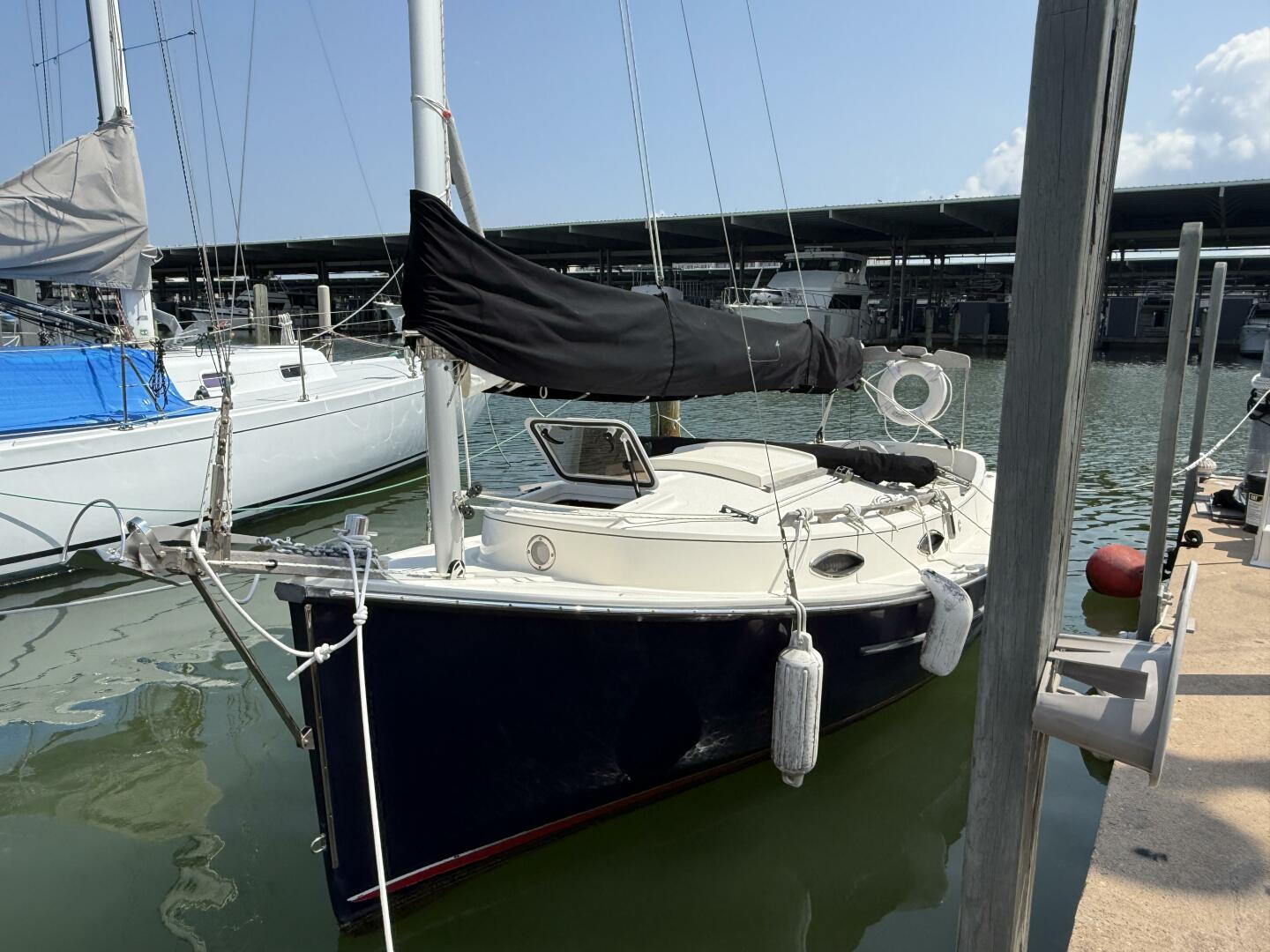 20ft Com Pac Yacht For Sale