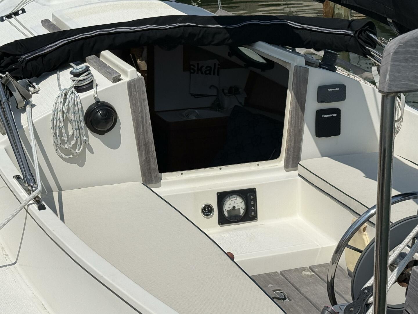 20ft Com Pac Yacht For Sale
