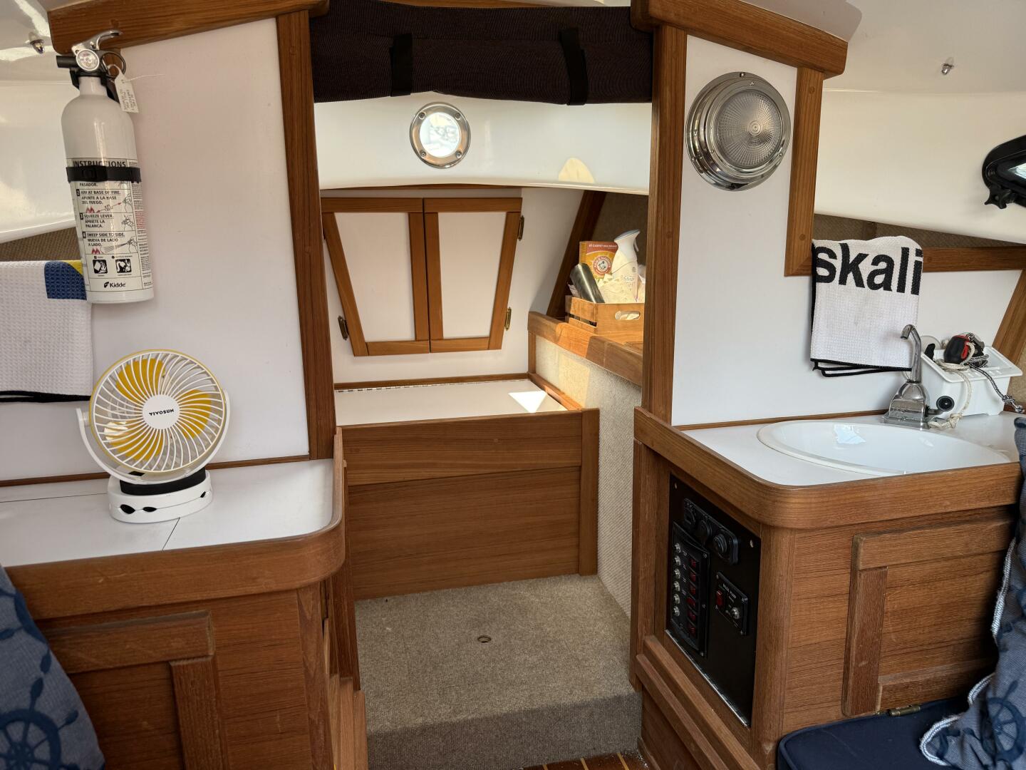 20ft Com Pac Yacht For Sale