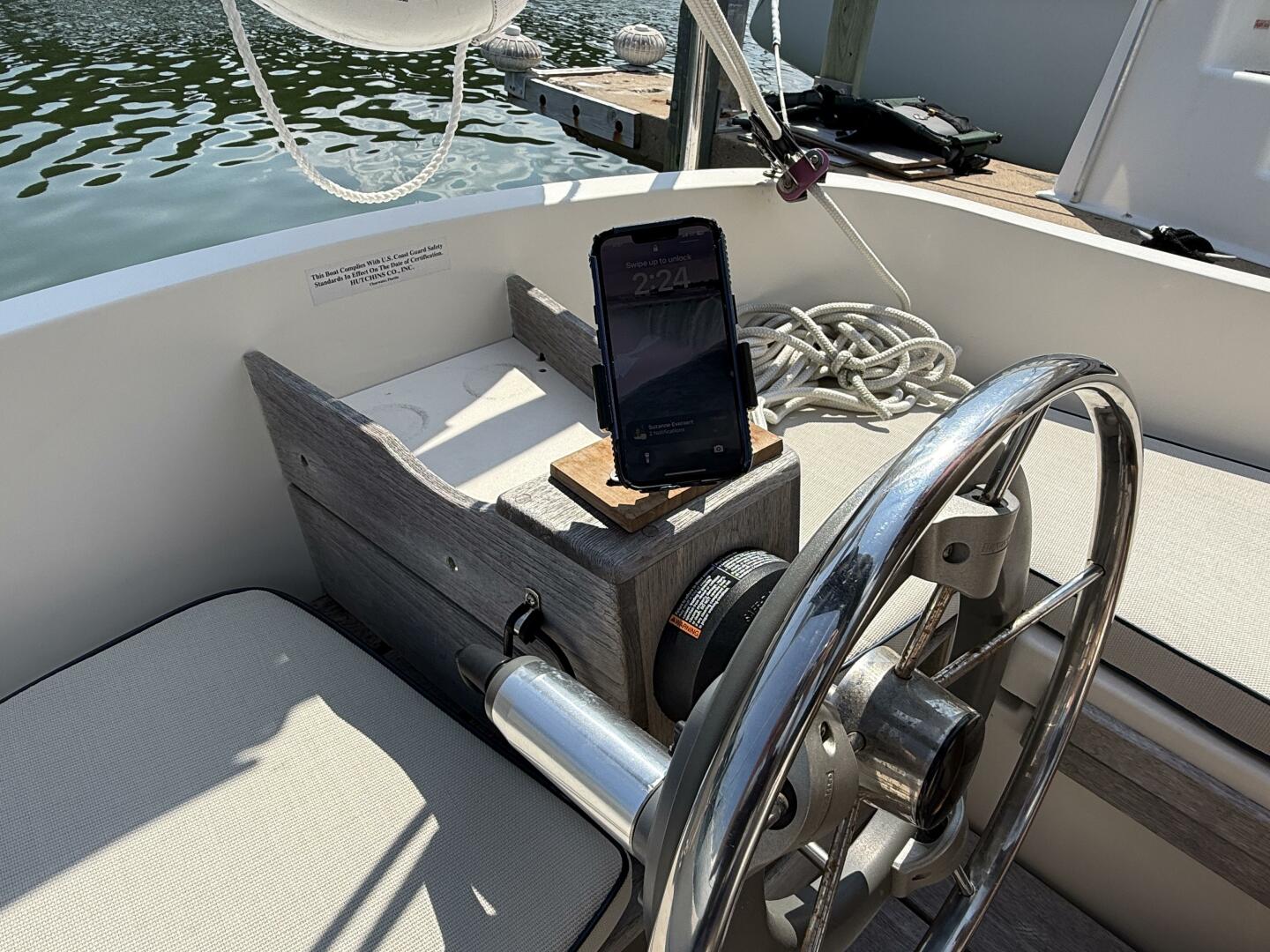20ft Com Pac Yacht For Sale