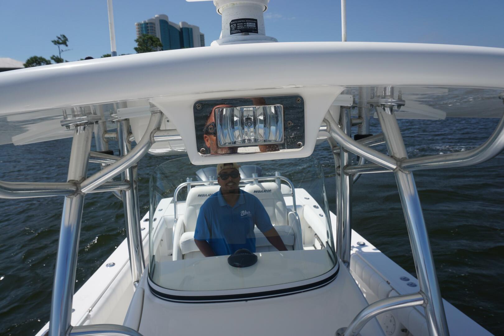 Past Time 32ft Regulator Yacht For Sale