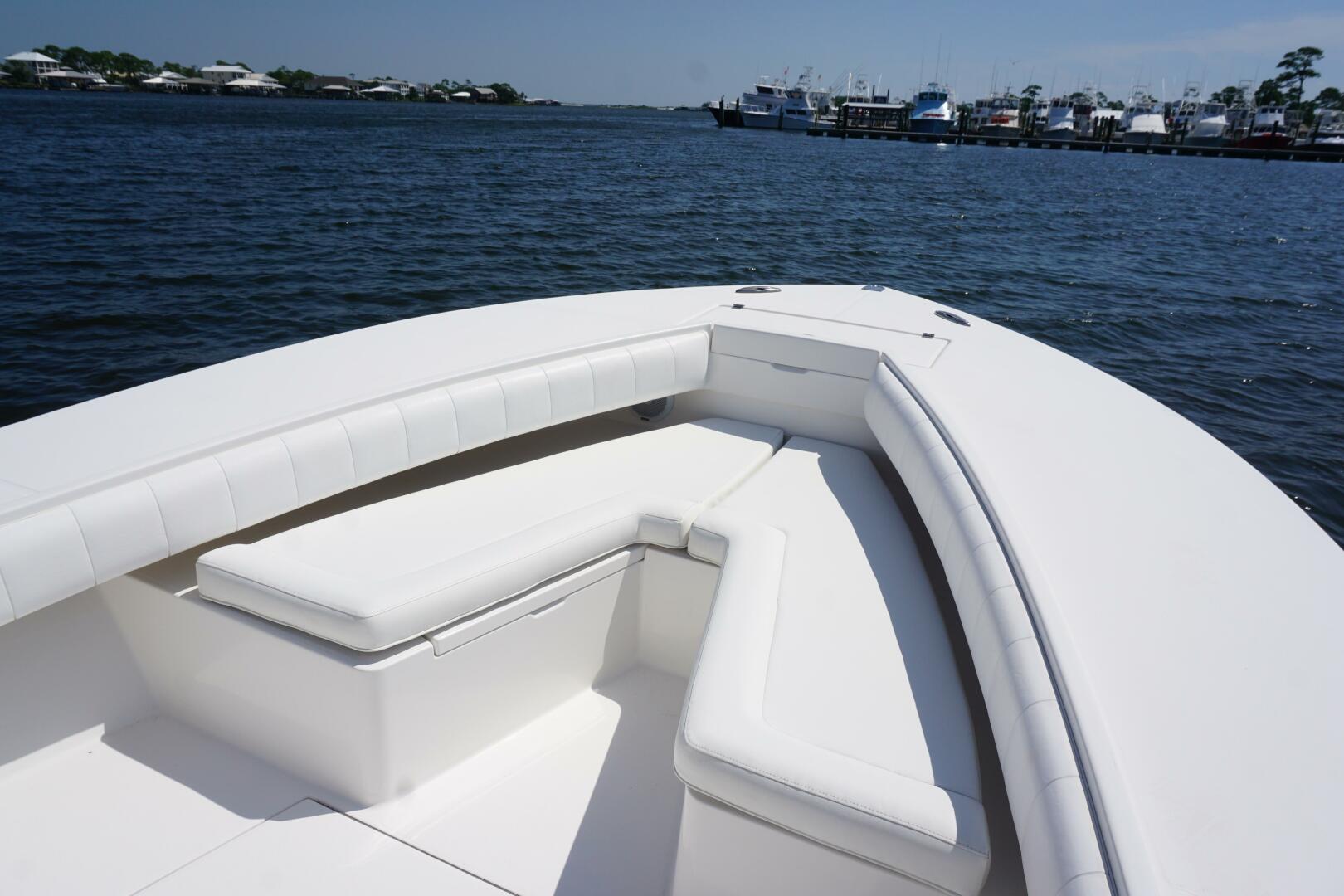 Past Time 32ft Regulator Yacht For Sale