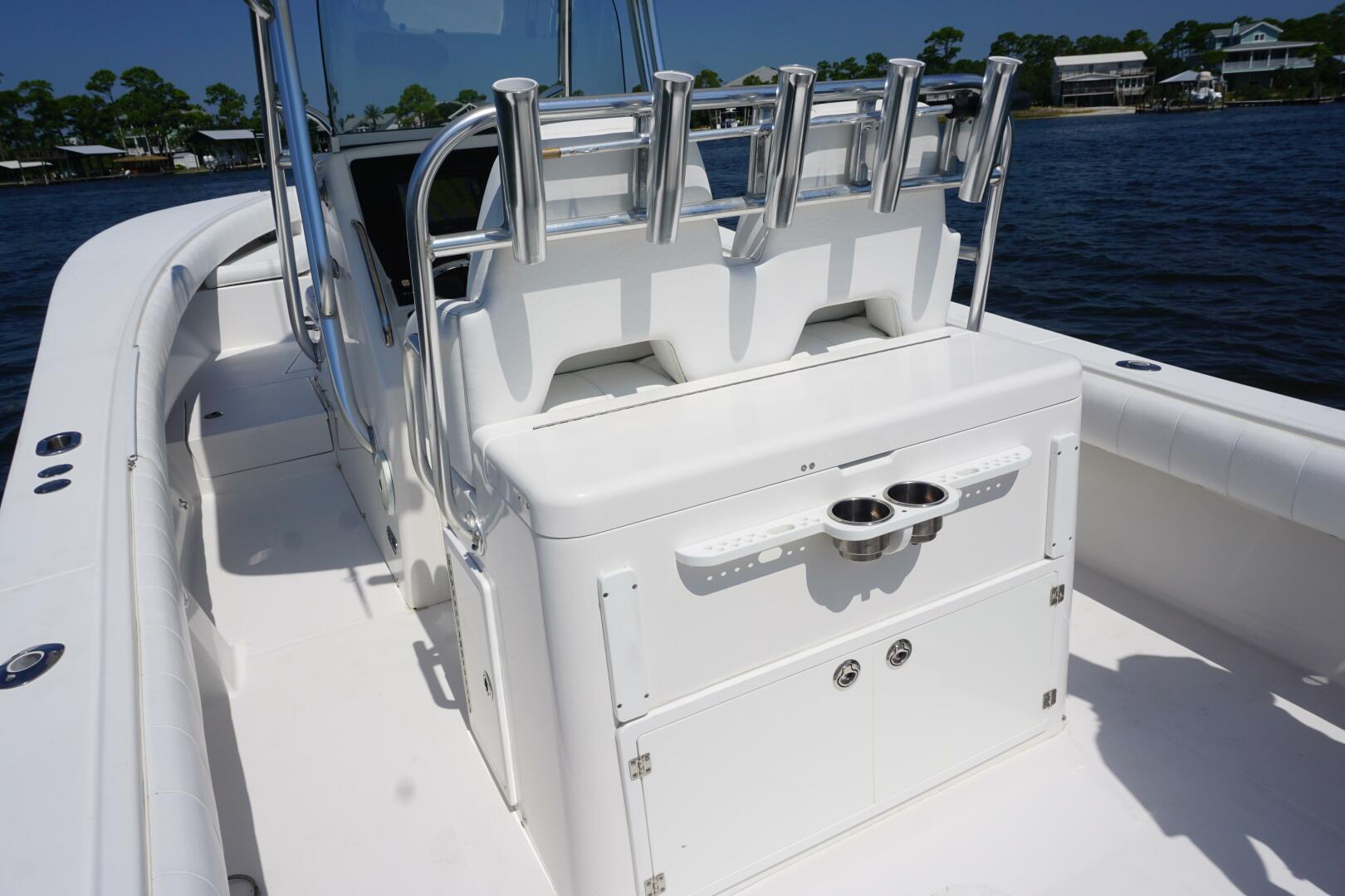 Past Time 32ft Regulator Yacht For Sale