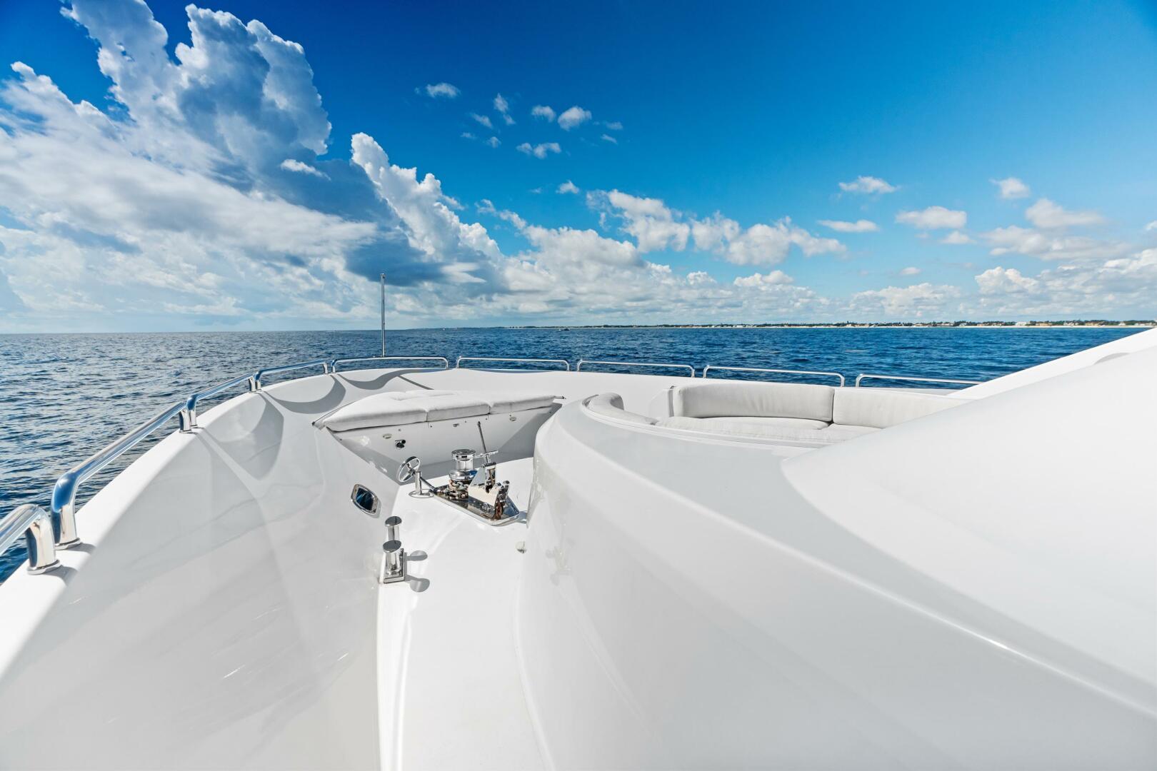 YES 112ft Westport Yacht For Sale