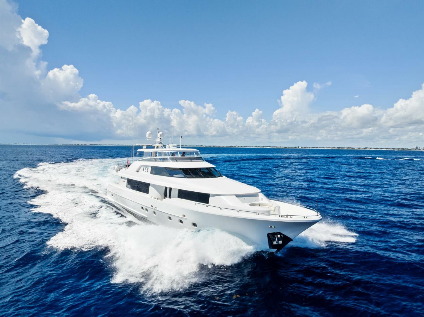 YES 112ft Westport Yacht For Sale