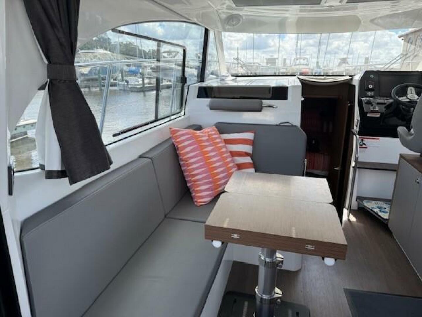 Venture 36ft Beneteau Yacht For Sale
