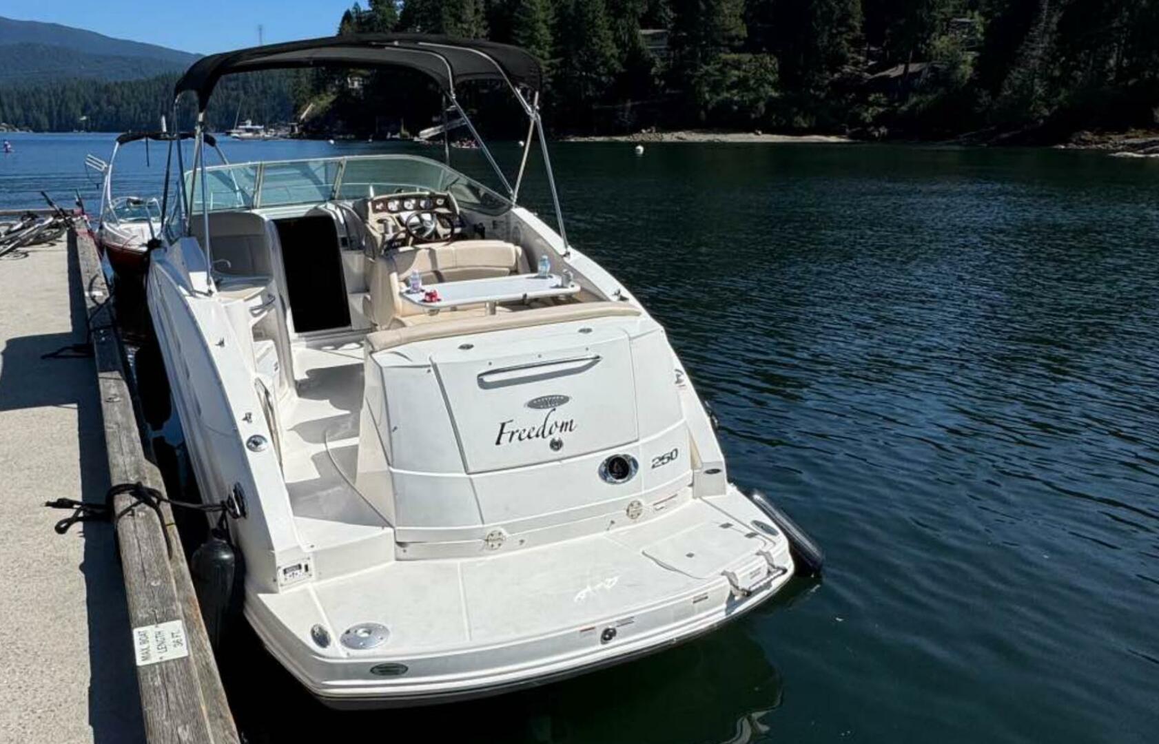 25ft Chaparral Yacht For Sale