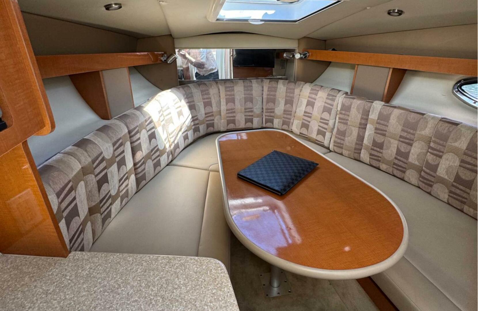 25ft Chaparral Yacht For Sale