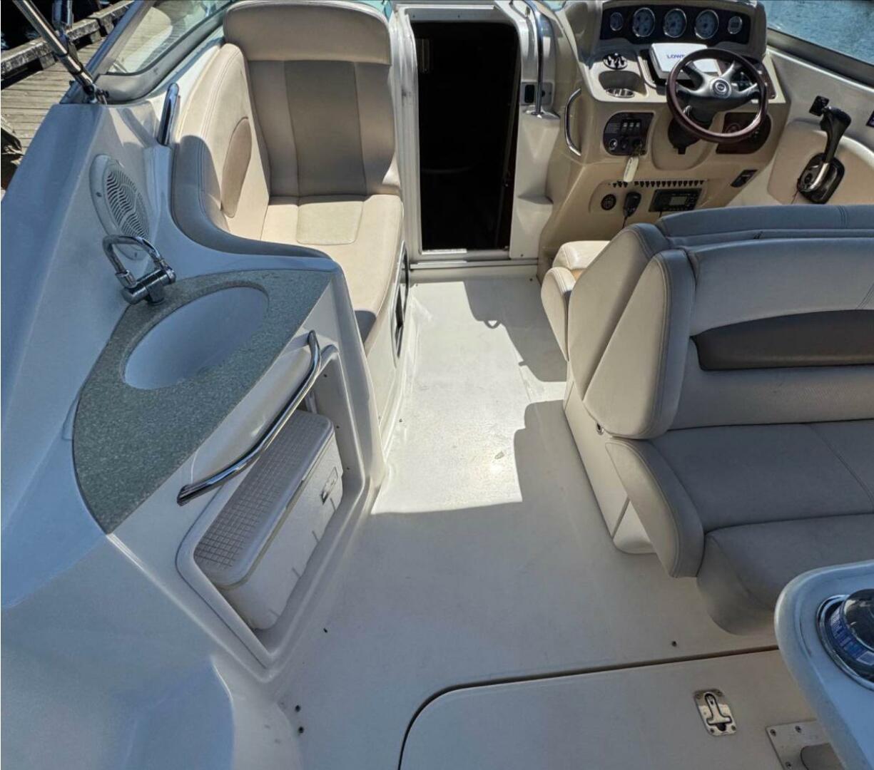 25ft Chaparral Yacht For Sale