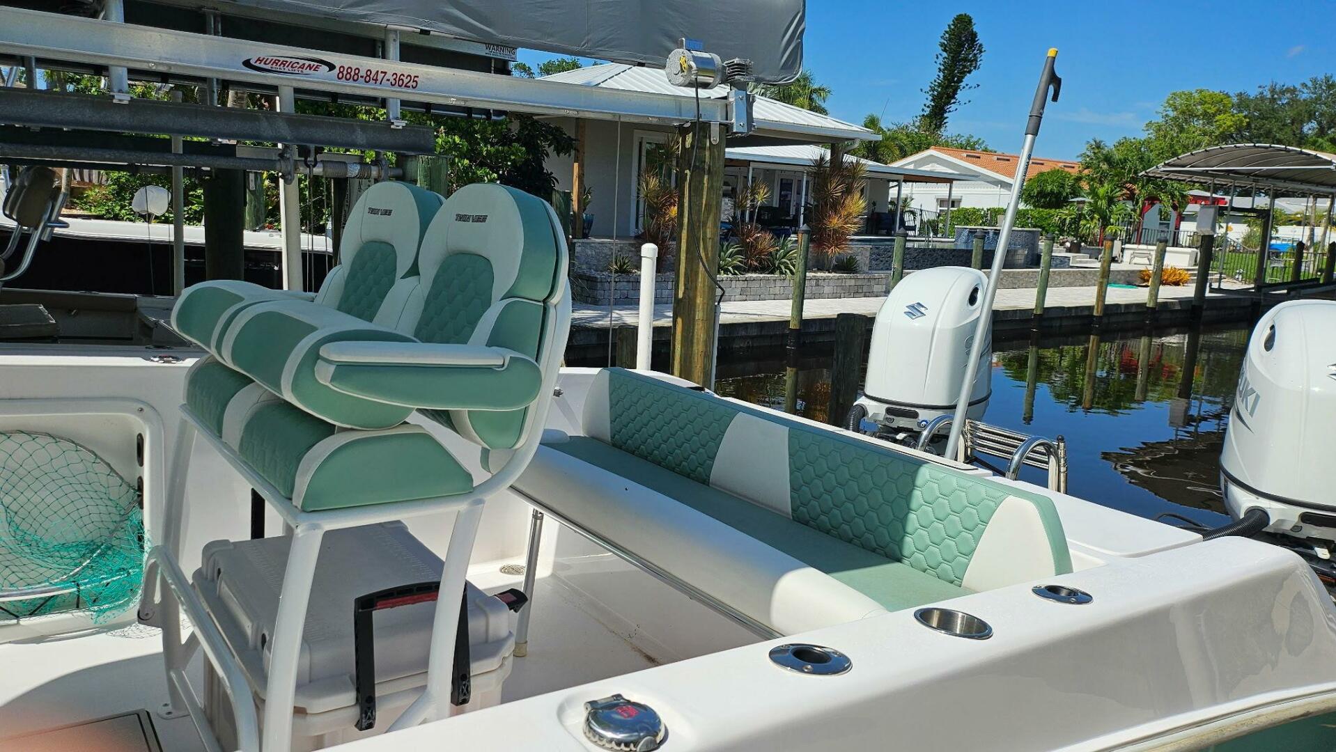 24ft Twin Vee Yacht For Sale