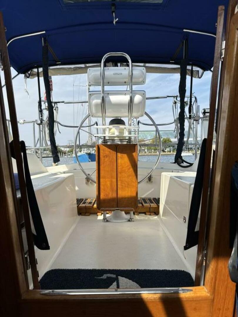 Mer Du Jour 40ft Caliber Yacht For Sale